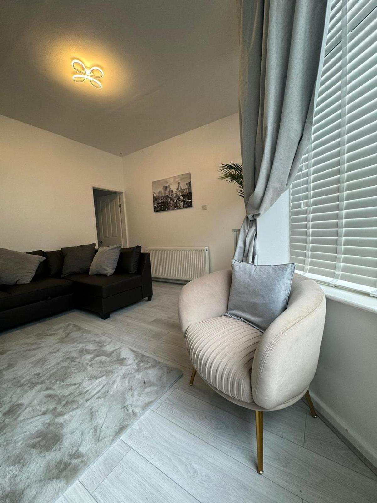 Ferienwohnung Dmk Haven Manchester Exterior foto